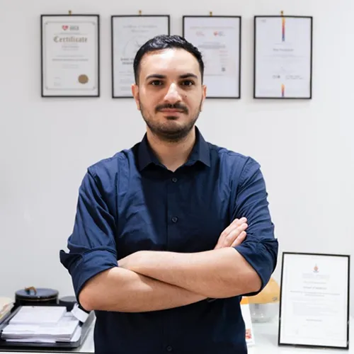 Dr. Sina Parastaran
