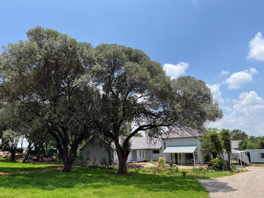 Dayspring Gardens home view 4