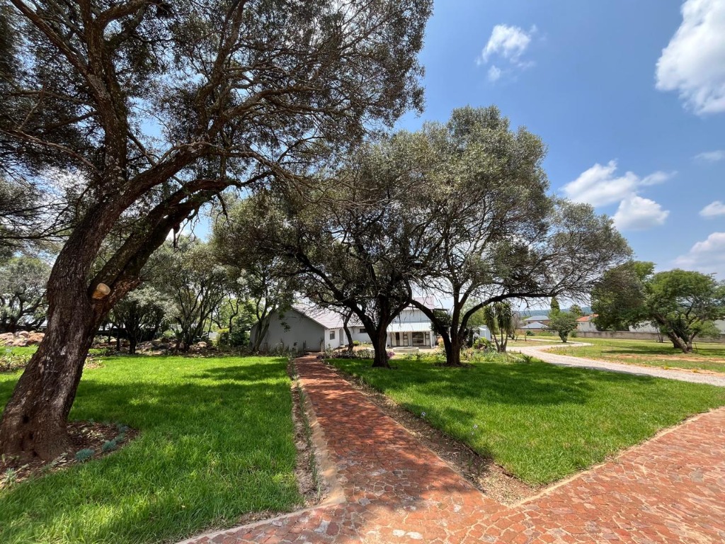 Dayspring Gardens home view 5